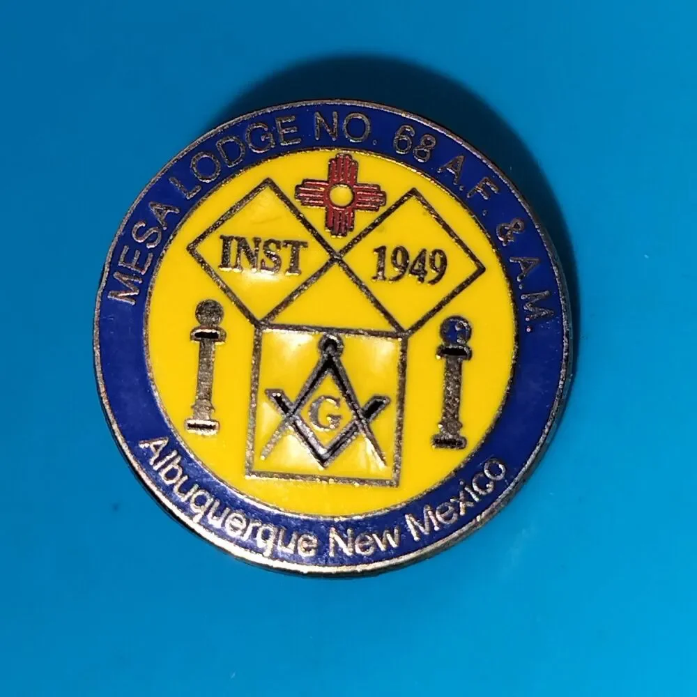 Masonic  Pin VTG Enamel Gold Tone Albuquerque New Mexico Mesa Lodge No 68